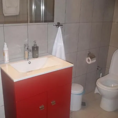 Kouros Center * קאבאלה