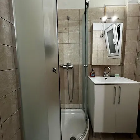 Kouros Center Apartment