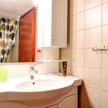 Apartment Kouros Center