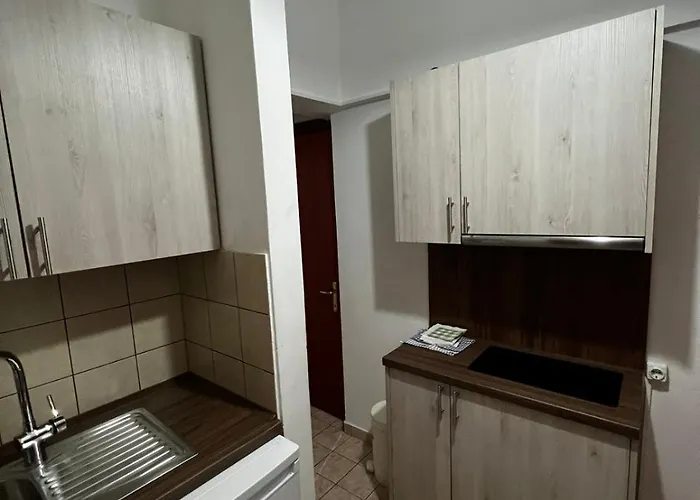 Kouros Center Apartment
