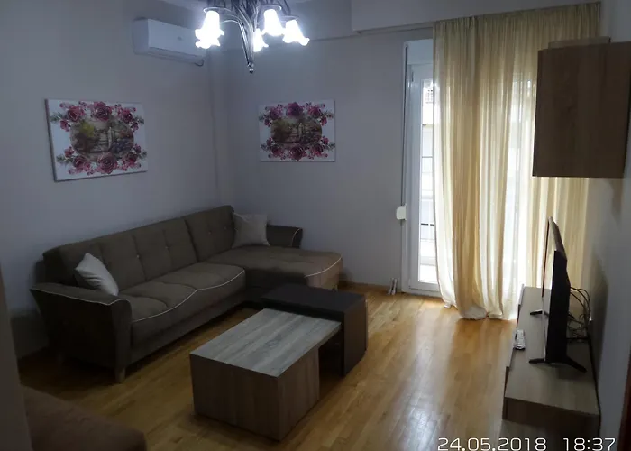 Διαμέρισμα Kouros Center *