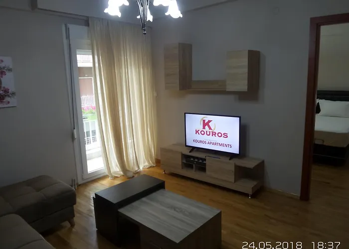 Kouros Center Apartment